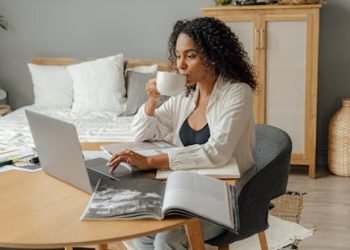 Post-Covid-generation workers ‘are not anti-office or blindly pro-remote’ – Facilitate Magazine