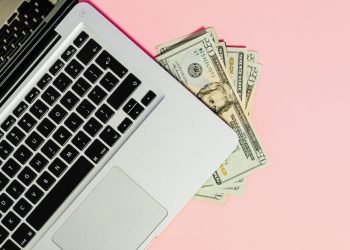 22 Profitable Ecommerce Ideas (Shopify 2025)