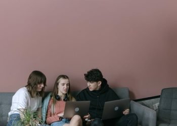 Gen Z & Millennials: Top Expat Destinations