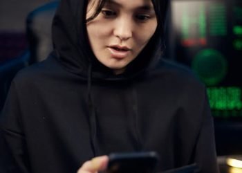 Women CEOs Face Online Abuse Surge