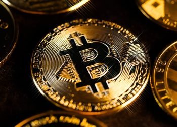 Mercury Tops 2025 Best Online Banks for Entrepreneurs