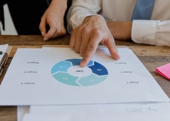 Dropshipping Success: 9 Steps to Launch Your Shopify Store (2025)